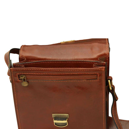 Men’s Leather Briefcase Shoulder Bag in Full-Grain Leather - Brown