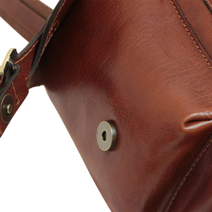 Leather backpack with 3 exterior pockets - Brown