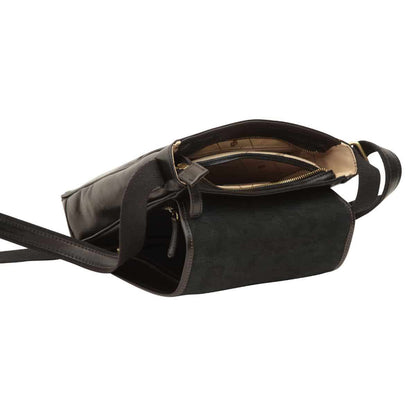Medium leather bag with double magnetic closure - Black