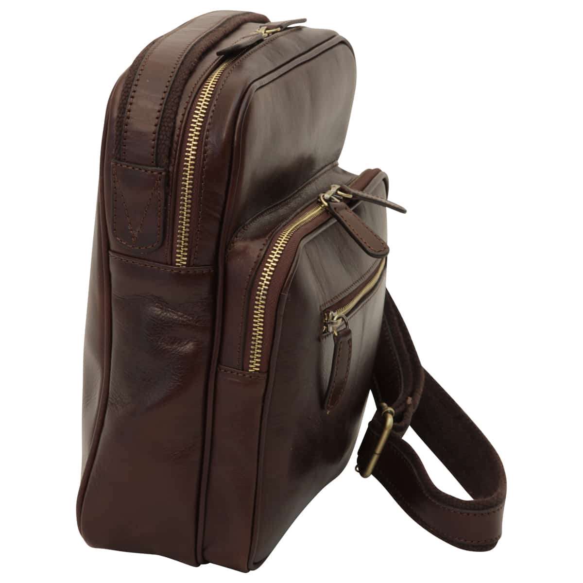 Small leather bag with zip closures - Dark Brown